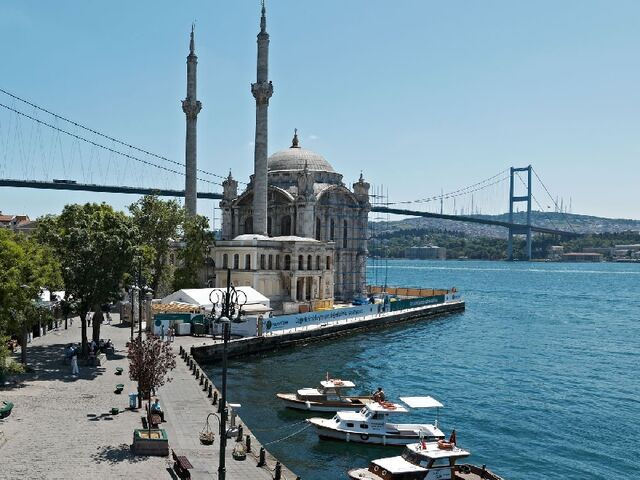 Bosphorus Cruise & Two Continents Tour