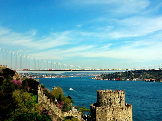 Bosphorus Cruise & Two Continents Tour
